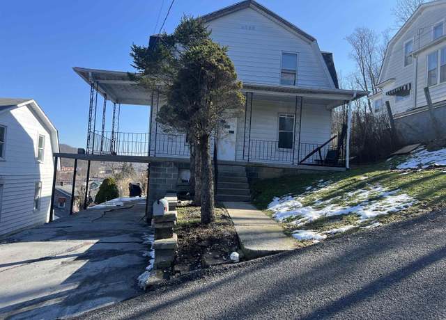 Property at 203 Juniper St, Bluefield, WV 24701, 3 beds, 1 bath