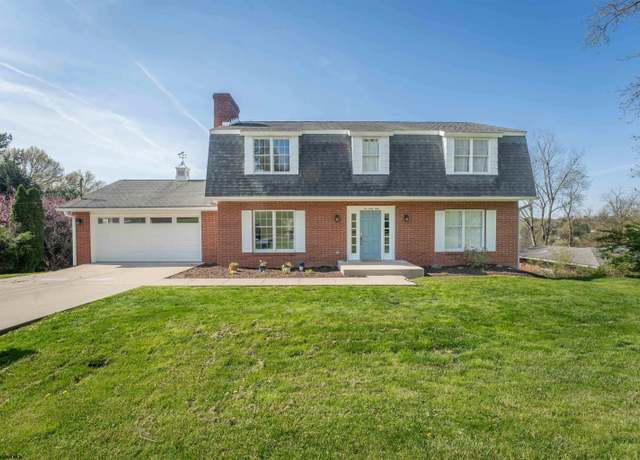 Property at 669 Westview, Morgantown, WV 26505, 5 beds, 3.5 baths