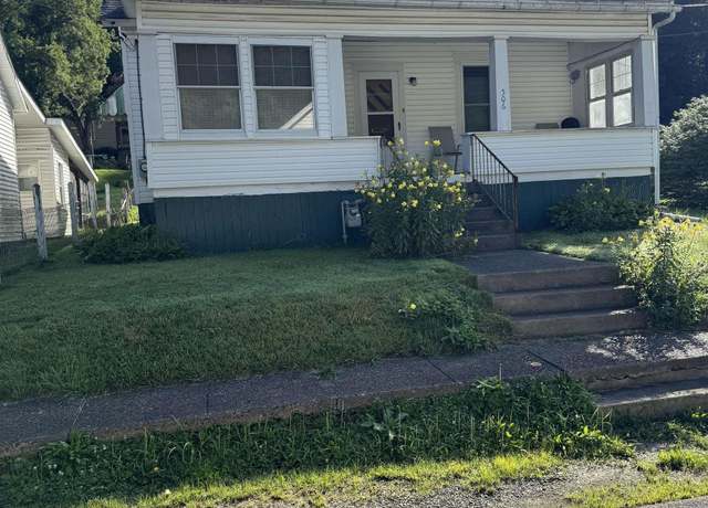 Property at 506 Broad St, Weston, WV 26452, 2 beds, 1.5 baths