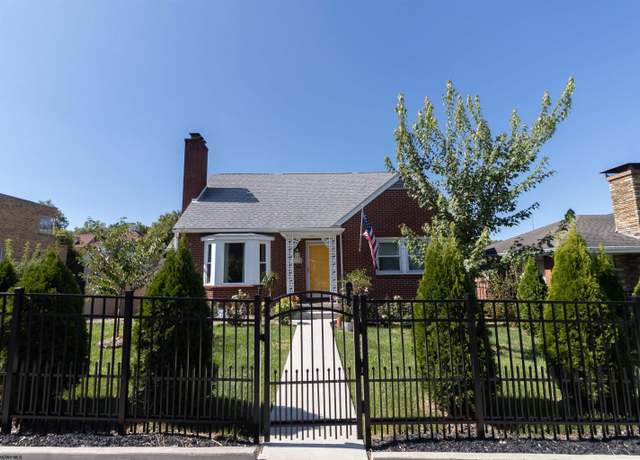 Property at 407 E Main, Clarksburg, WV 26301, 3 beds, 2.5 baths
