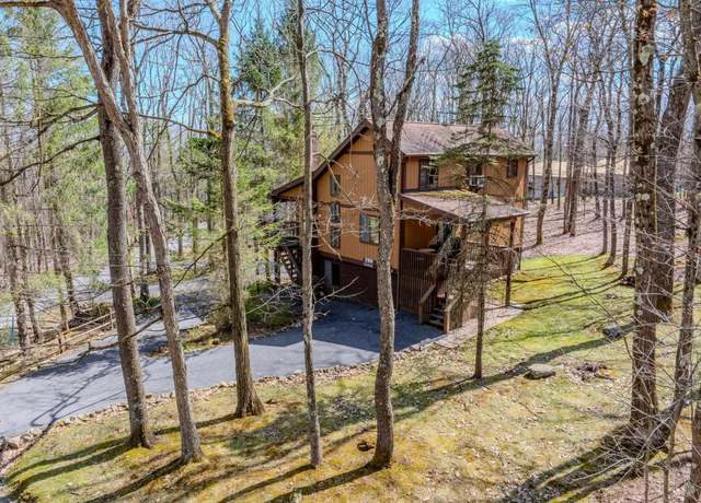 Property at 299 Lakeview Dr, Terra Alta, WV 26764, 3 beds, 3 baths