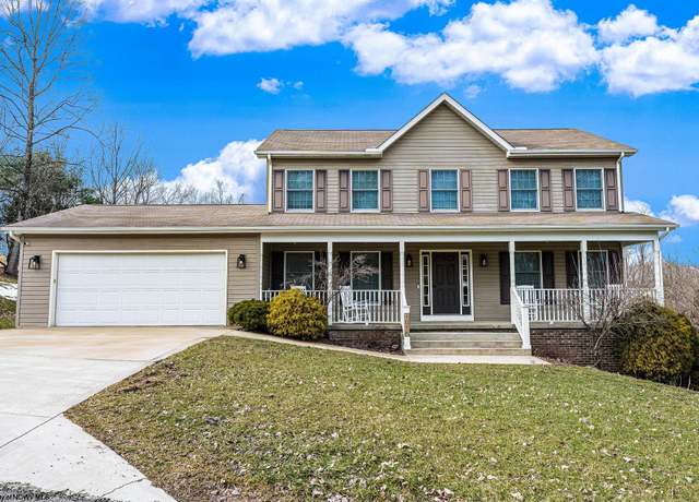 Property at 1016 Elm Crst, Morgantown, WV 26508, 4 beds, 4 baths