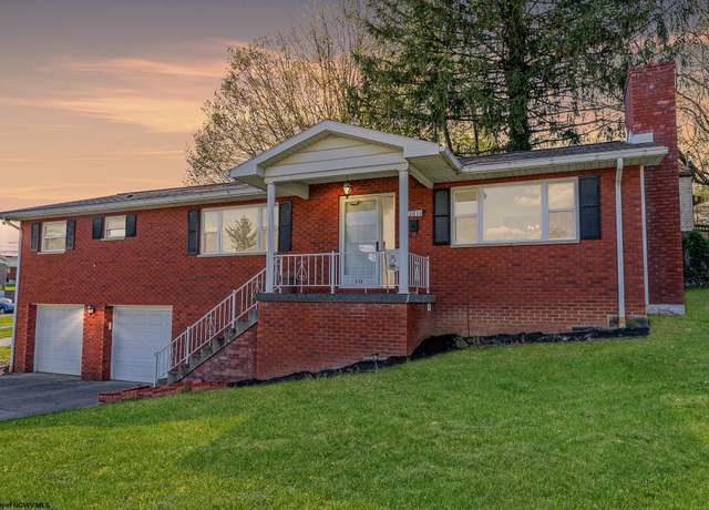 Property at 161 Oliver St, Morgantown, WV 26501, 3 beds, 2 baths