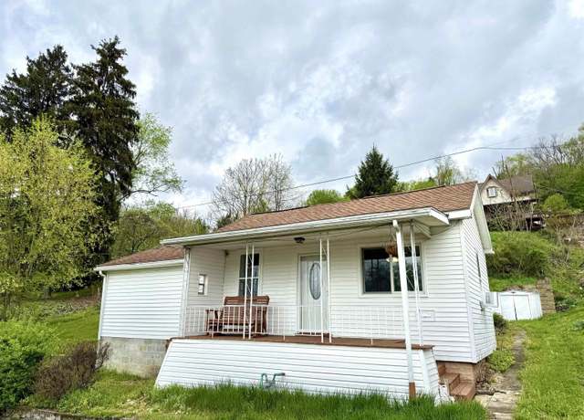 Property at 125 E Long, Grafton, WV 26354, 2 beds, 2 baths