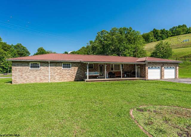 Property at 2122 Daybrook, Fairview, WV 26570, 3 beds, 2.5 baths