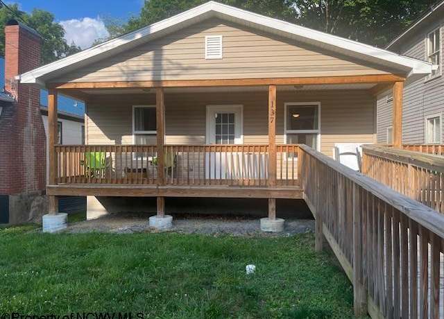 Property at 137 Church St, White Sulphur Springs, WV 24986, 2 beds, 1 bath
