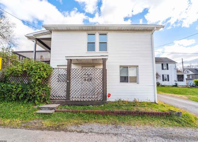 Property at 221 Snyder St, Westover, WV 26501, 3 beds, 3 baths