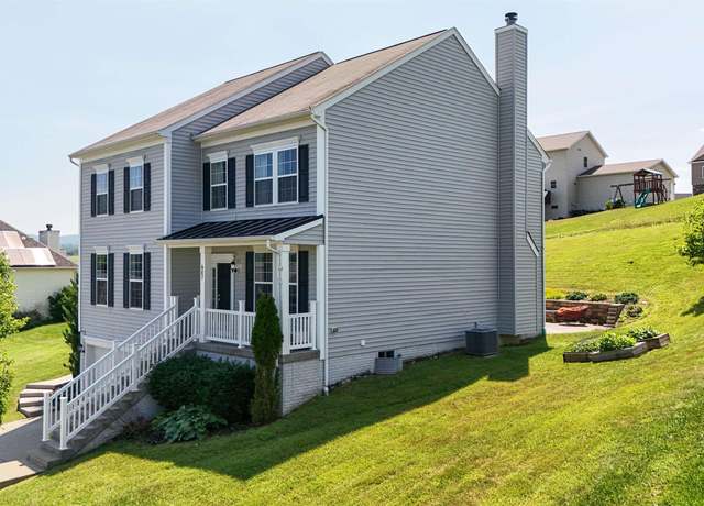 Property at 607 Hayfield St, Morgantown, WV 26508, 4 beds, 3.5 baths
