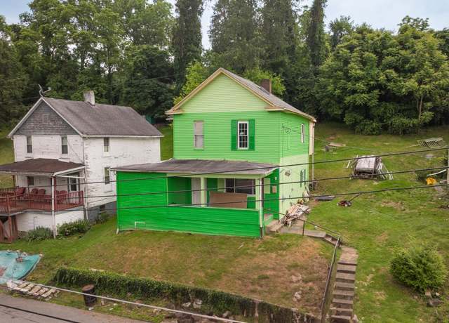 Property at 310 Chicago St, Fairmont, WV 26554, 3 beds, 2 baths
