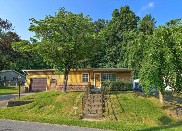 Property at 1259 Bellaire St, Fairmont, WV 26554, 3 beds, 1 bath