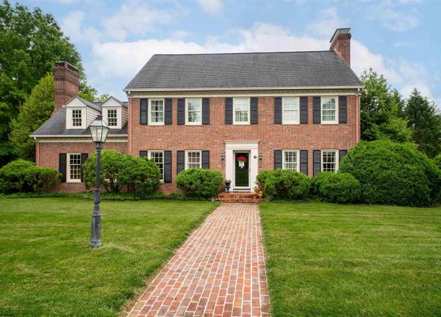 Property at 32 Bates Rd, Morgantown, WV 26505, 3 beds, 2.5 baths