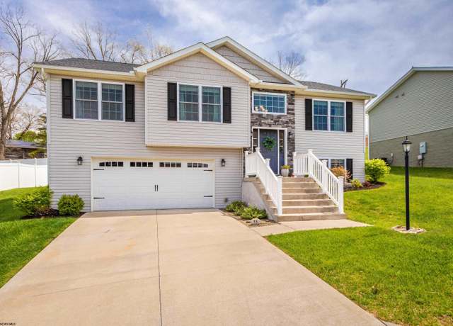 Property at 55 Friend, Morgantown, WV 26508, 3 beds, 2 baths