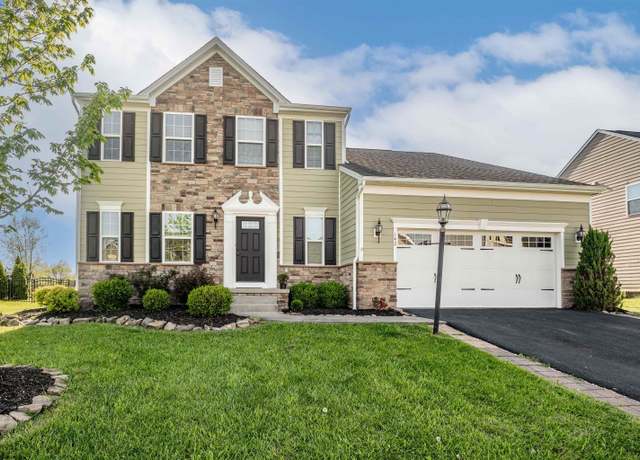 Property at 142 Summit Woods, Morgantown, WV 26508, 5 beds, 4 baths