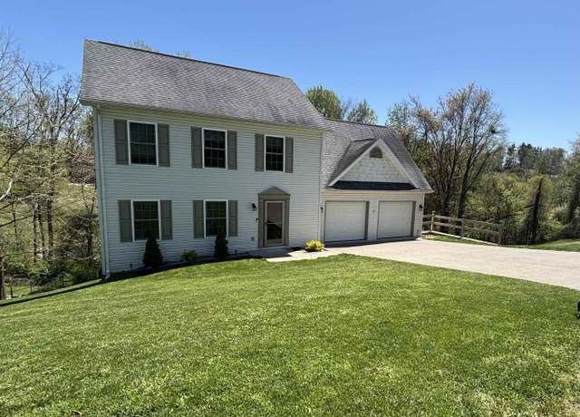 Property at 7 Mayberry, Fairmont, WV 26554, 5 beds, 3.5 baths