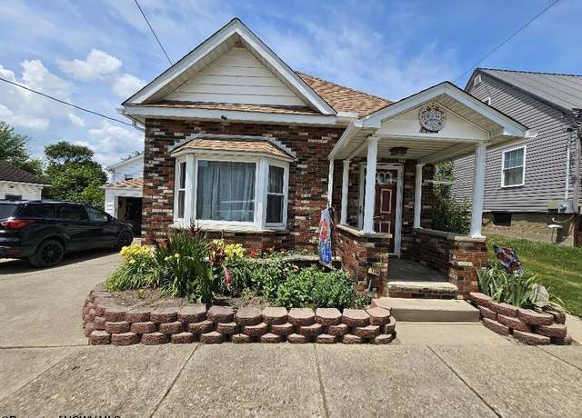 Property at 1108 N 14th St, Clarksburg, WV 26301, 2 beds, 1 bath
