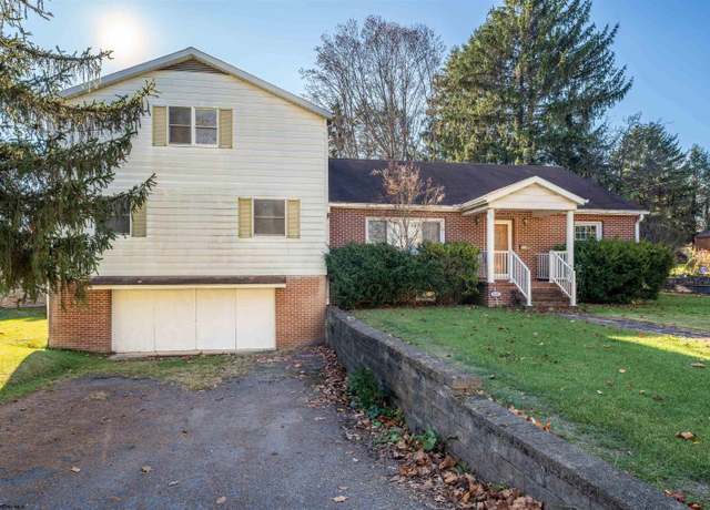 Property at 1053 Takoma St, Morgantown, WV 26505, 5 beds, 3 baths