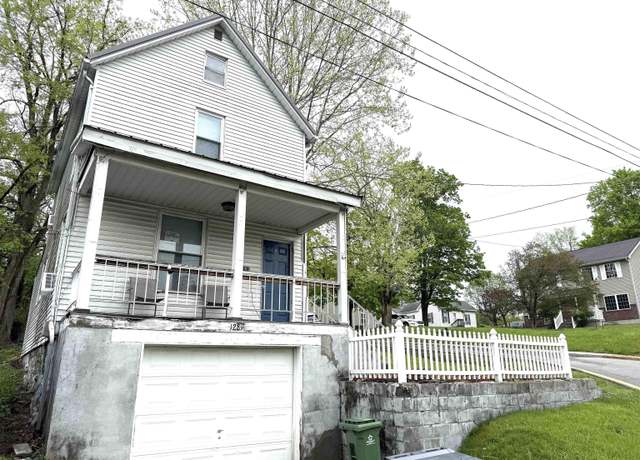 Property at 1289 Denver, Morgantown, WV 26505, 2 beds, 1 bath