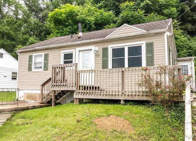 Property at 265 Waitman St, Morgantown, WV 26501, 3 beds, 2 baths