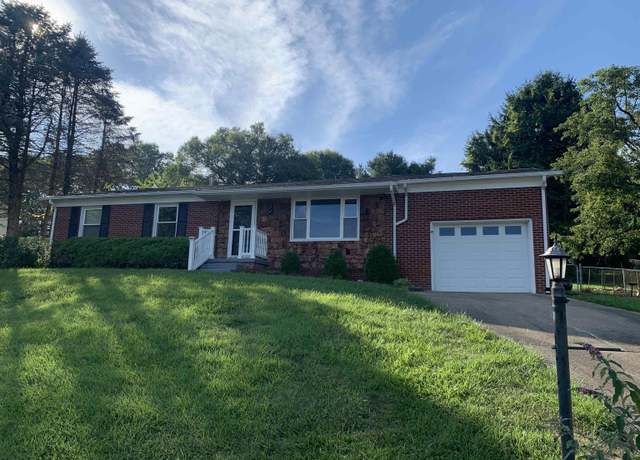 Property at 71 Red Maple Dr, Bridgeport, WV 26330, 3 beds, 2 baths