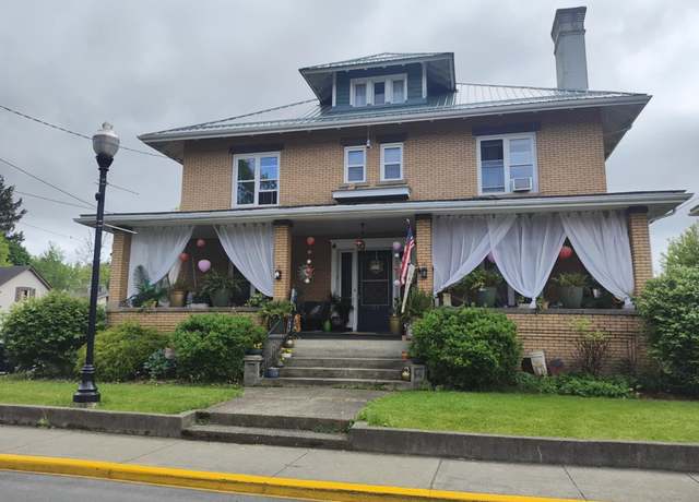 Property at 123 E Main, Buckhannon, WV 26201, 4 beds, 3 baths