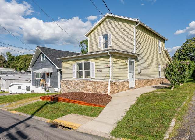 Property at 532 & 532 1/2 Herman, Star City, WV 26505, 4 beds, 3 baths