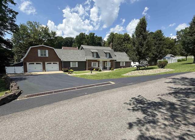 Property at 943 Boyd Park, Fairmont, WV 26554, 4 beds, 5 baths