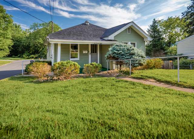 Property at 648 Astor Ave, Morgantown, WV 26501, 2 beds, 1 bath