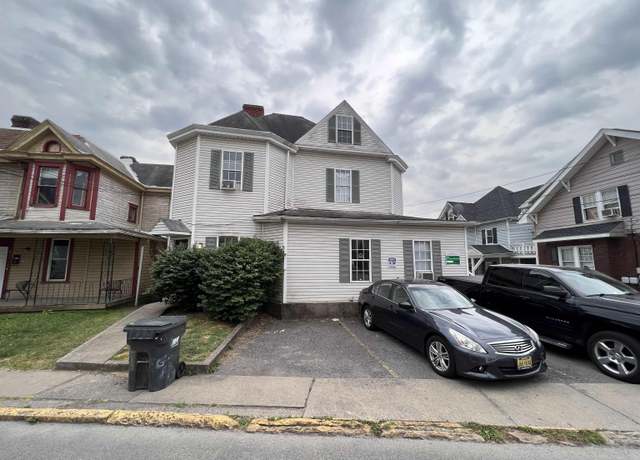 Property at 382 Forest Ave, Morgantown, WV 26505, 7 beds, 3 baths