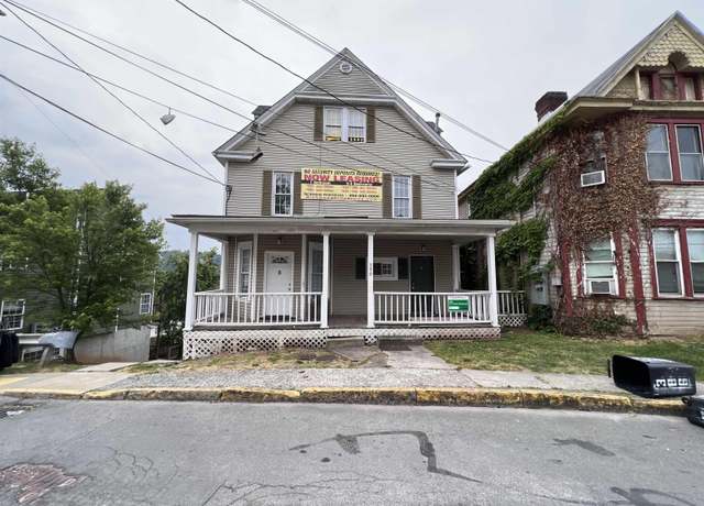 Property at 390 Forest Ave, Morgantown, WV 26505, 11 beds, 5 baths
