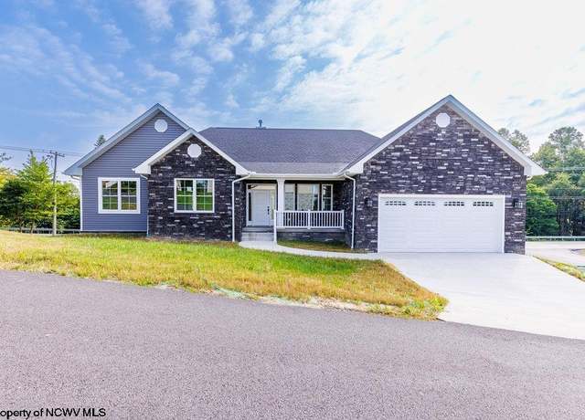 Property at 100 Lockwood, Morgantown, WV 26505, 3 beds, 3.5 baths