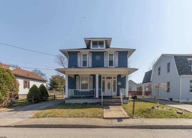 Property at 220 Davisson St, Bridgeport, WV 26330, 2 beds, 1.5 baths