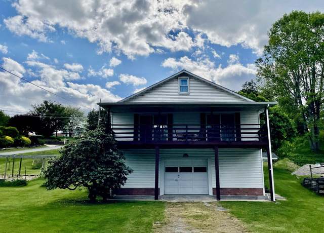 Property at 303 Morgantown St, Kingwood, WV 26537, 1 bed, 1 bath