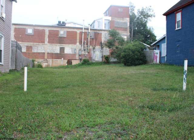 Property at 422 Walnut Ave, Fairmont, WV 26554