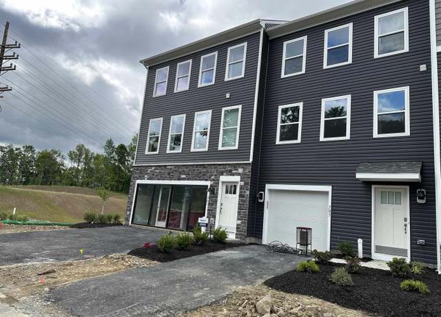 Property at 703 Hardman, Morgantown, WV 26501, 3 beds, 2.5 baths