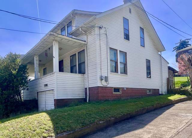 Property at 11 W Park Dr, Westover, WV 26505, 3 beds, 1.5 baths
