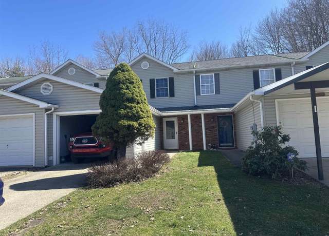 Property at 1003 Fair Oaks Dr, Fairmont, WV 26554, 3 beds, 2.5 baths