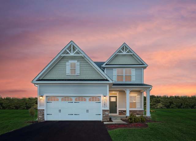 Property at 52 Owl Crst, Morgantown, WV 26508, 4 beds, 2.5 baths