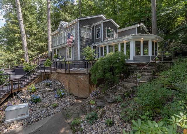 Property at 1430 Lake Floyd, Bristol, WV 26426, 3 beds, 2 baths