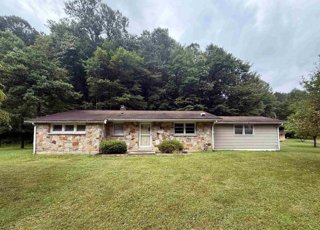 Property at 201 Davis & Elkins Ave, Elkins, WV 26241, 2 beds, 1 bath