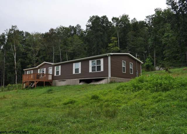 Property at 227 Joe Kincaid Rd, Fairmont, WV 26554, 4 beds, 2 baths