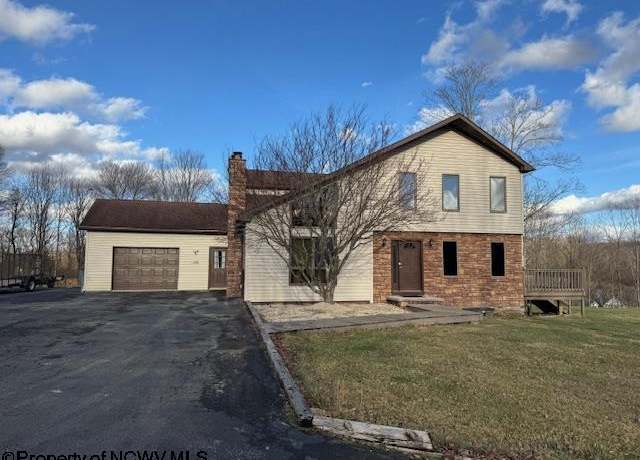 Property at 217 View St, Kingwood, WV 26537, 4 beds, 2.5 baths