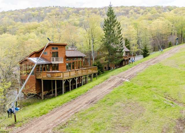 Property at 388 Brookside Rd, Davis, WV 26260, 5 beds, 4 baths