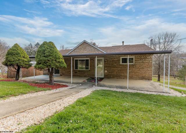 Property at 566 Brookhaven Rd, Morgantown, WV 26505, 2 beds, 1 bath