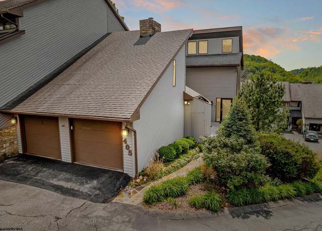 Property at 405 Lakeview Dr, Morgantown, WV 26508, 2 beds, 3.5 baths