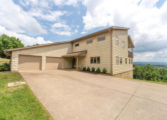 Property at 2626 Stewartstown, Morgantown, WV 26508, 5 beds, 4 baths