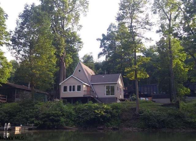 Property at 590 Old Lock 12, Morgantown, WV 26501, 2 beds, 1.5 baths