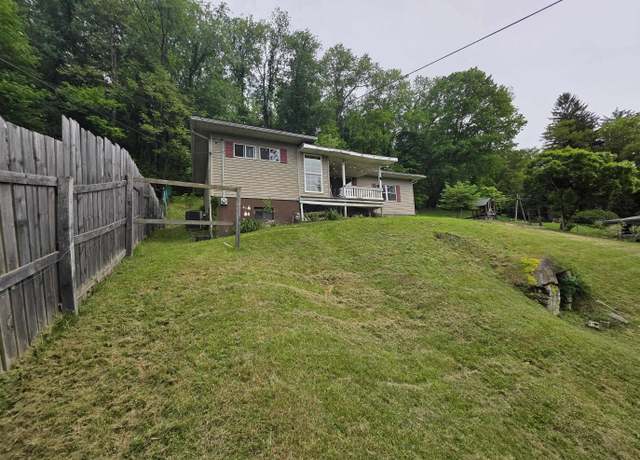 Property at 3097 Wateman, Fairmont, WV 26554, 3 beds, 1 bath