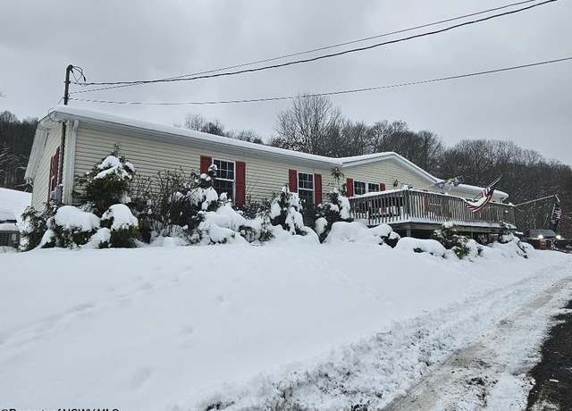 Property at 16 Liberty St, Salem, WV 26426, 3 beds, 2.5 baths
