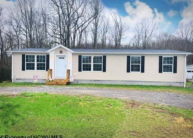 Property at 28 Norway Loop, Fairmont, WV 26554, 3 beds, 2 baths