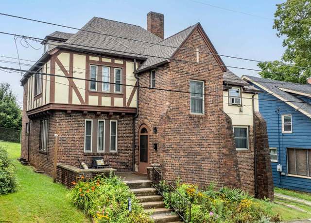 Property at 126 Simpson St, Morgantown, WV 26501, 8 beds, 5 baths
